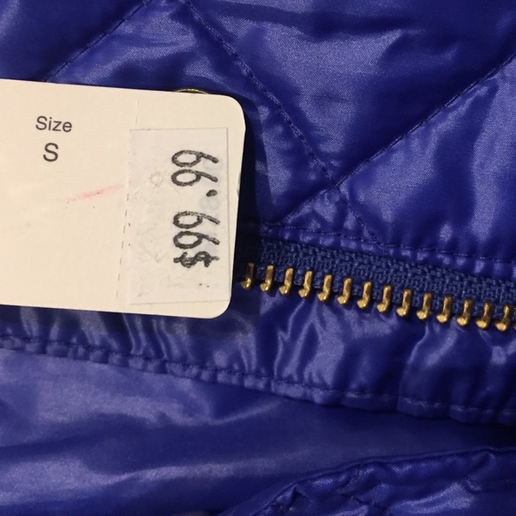 Size small Jcrew vest. Never worn. - Picture 4 of 4